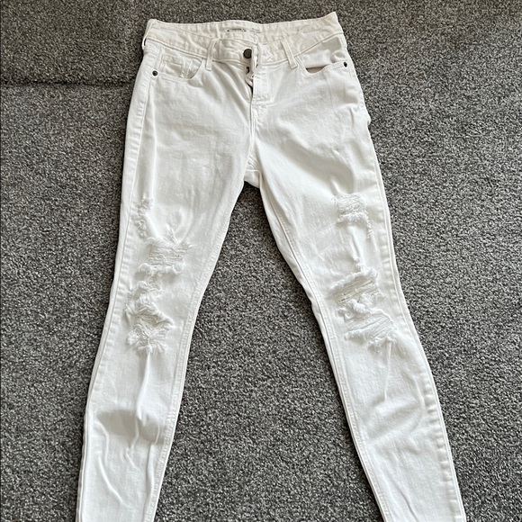 Old Navy Denim - Old Navy White Distressed Skinny Jeans